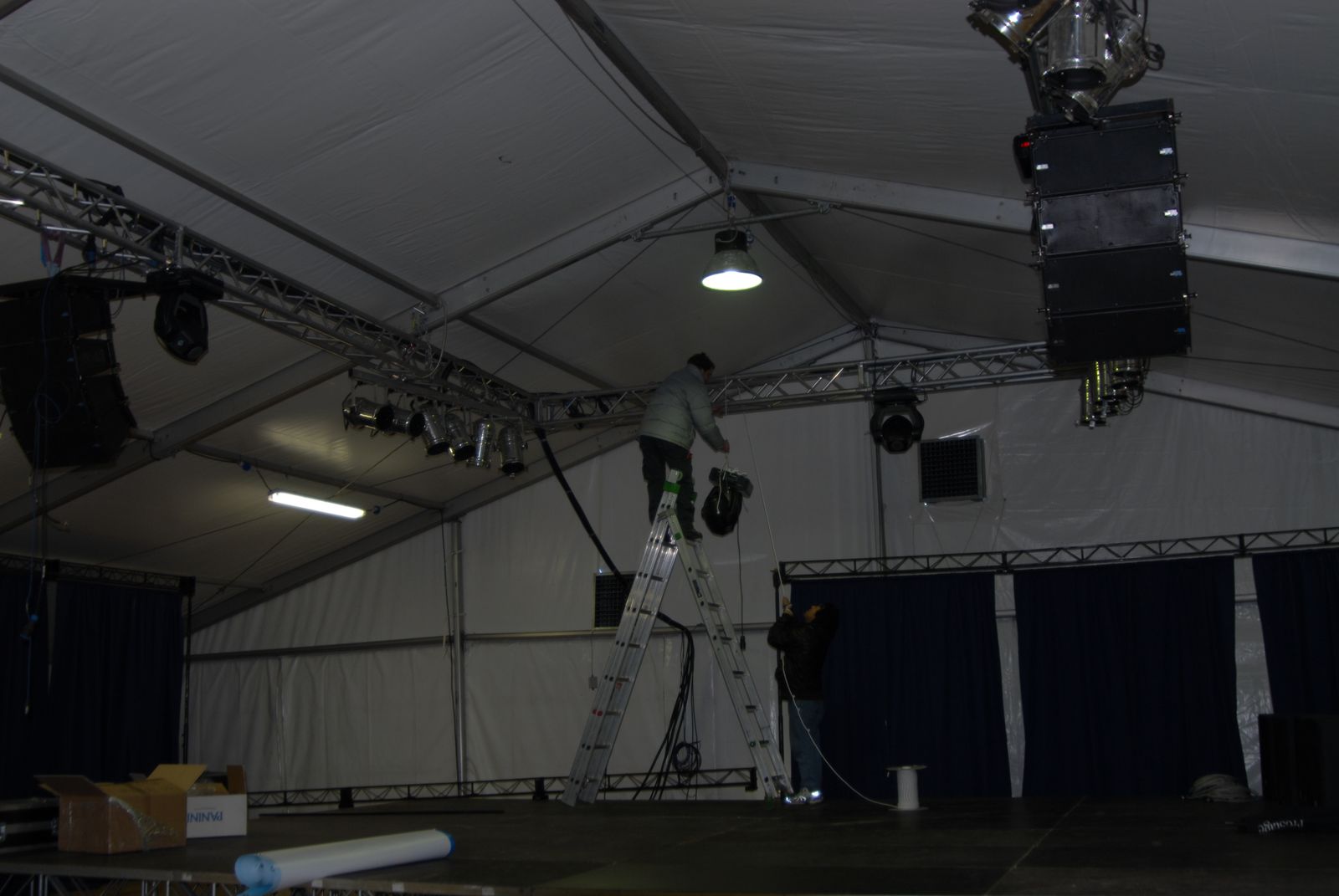 Costruzione Palaclan 00102